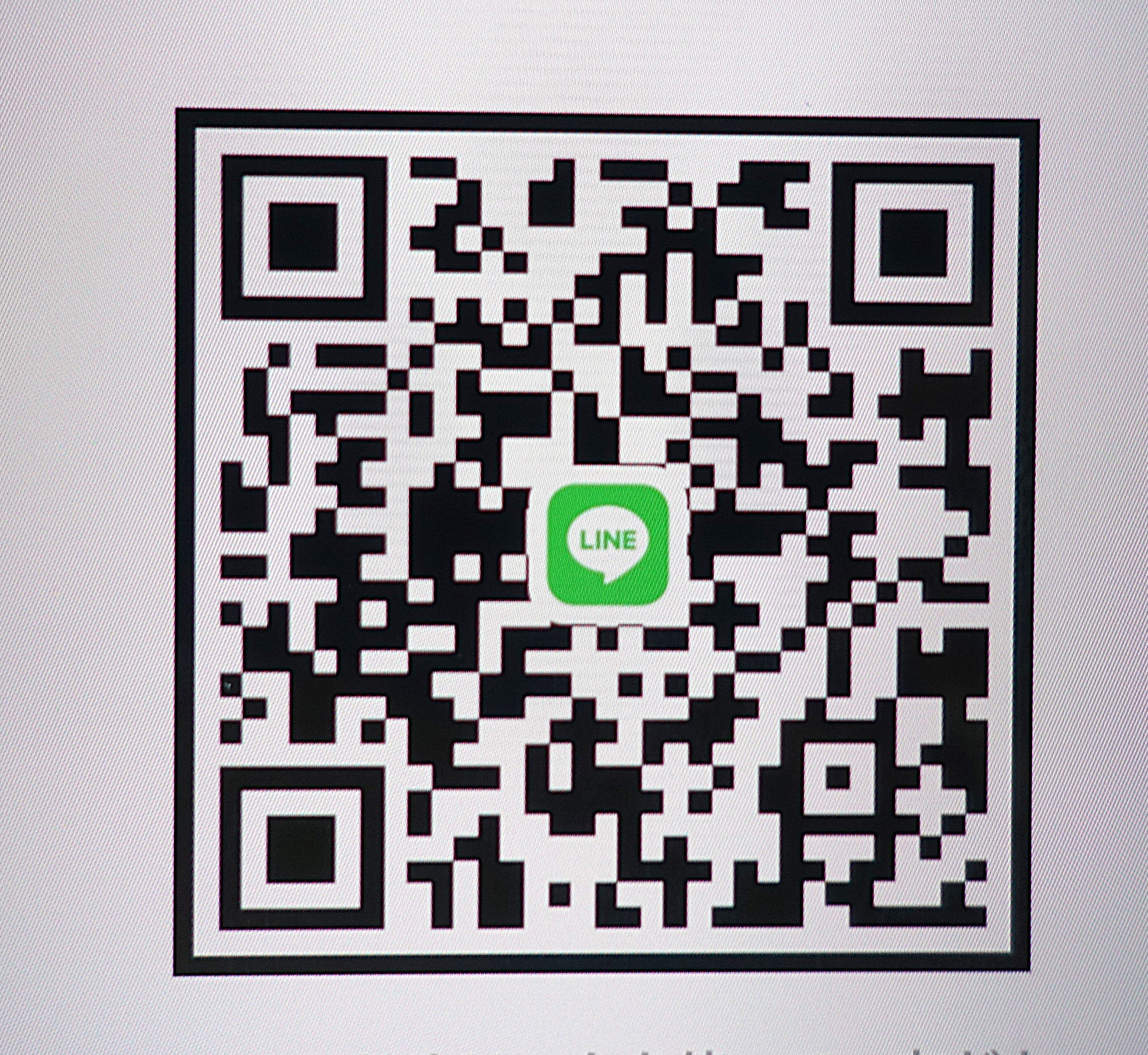 さんきゅうわんわんブリーダーショップのLINEのQRコードとIDです